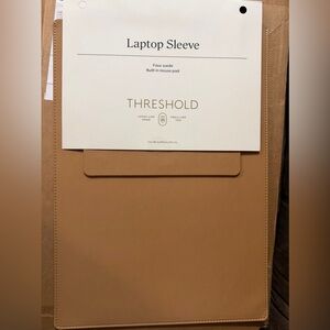 Threshold Laptop Sleeve With Built In Mouse Pad